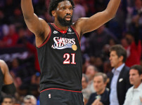 '[뉴스]저조한 활약 속 엠비드에게 쏟아지는 비난, “항상 부상을 당한다”... 엠비드 5차‥ 뉴스기사 썸네일