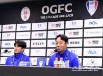 '[뉴스]“수원의 맛 보여주겠다“ 수원 레전드의 각오...긱스 만나는 '염긱스 ‥ 뉴스기사 썸네일