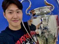 '[뉴스][오피셜]“콜 팔머 나와!“ 이강인-조규성 VS EPL, 김민재 VS 세리에A, 이‥ 뉴스기사 썸네일