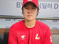 '[뉴스]“이젠 방심하면 안될 나이…안타 하나 치려면 힘들어“ 통산 528홈런 → 올해 홈런‥ 뉴스기사 썸네일