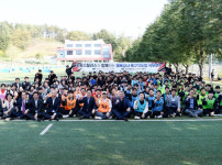 '[뉴스]“기본기부터 실전 적용까지“ 포항스틸러스, 경북 지역 체육교사와 함께한 축구 지도 ‥ 뉴스기사 썸네일
