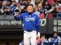 '[뉴스]'그동안 감사했습니다' 삼성 유니폼 입고 광주 찾은 최형우, 광주‥ 뉴스기사 썸네일