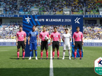 '[뉴스]김희곤 주심, 조성환 감독 악수 제의 무시 논란…'감정이 태도가 되면 안된‥ 뉴스기사 썸네일