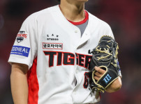 '[뉴스]'이럴수가' KIA, 80억 보상선수까지 터졌다…“제발 한번만 기‥ 뉴스기사 썸네일