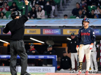 '[뉴스]롯데엔 번트가 그렇게 어려운 건가요...이런 작전 수행으로 이긴 게 기적, 좋아할 ‥ 뉴스기사 썸네일