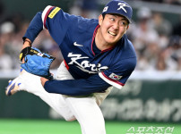 '[뉴스]13년전 6-0으로 이긴 기록이 있긴 한데...LG 좌완 둘이 맞대결, 혹시 8강 ‥ 뉴스기사 썸네일