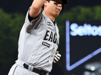 '[뉴스]한화가 괜히 투자 했겠나…노시환, 첫 타석부터 만루포 폭발 '개인 통산 3‥ 뉴스기사 썸네일