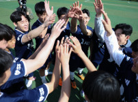 '[뉴스]“제2의 손흥민 꿈꾼다“ HD현대1%나눔재단, K리그의 기적! 유소년 멘토링 프로그‥ 뉴스기사 썸네일