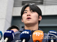 '[뉴스]'쇼킹' 노시환 11년-307억 초파격 계약, 김도영은 대체 얼마‥ 뉴스기사 썸네일