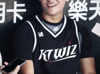 '[뉴스]허리 든든해졌다! 봄을 기다리는 KT, 최강 선발진 → 두터워진 필승조 '‥ 뉴스기사 썸네일