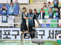 '[뉴스][K리그1 리뷰] '승격팀' 인천 미쳤습니다, 제주 잡고 3위까지‥ 뉴스기사 썸네일