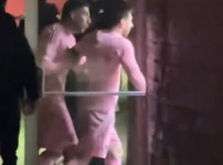 '[뉴스]“심판실 난입 아냐“ MLS 공식 발표! 손흥민에 완패하자 대폭발한 메시…징계위 회‥ 뉴스기사 썸네일