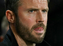 '[뉴스]맨유 초대박! 차기 사령탑 '박지성 동료' 캐릭 확정적...변수는‥ 뉴스기사 썸네일